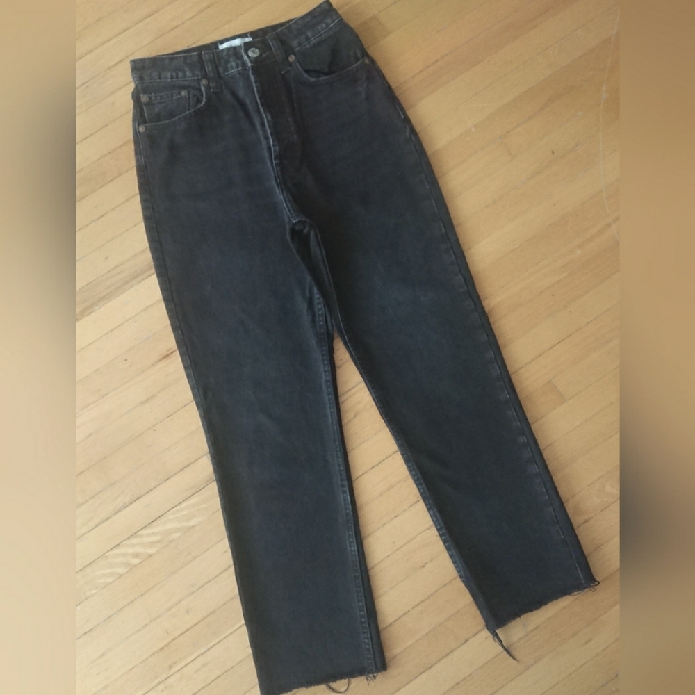 Zara STRAIGHT HIGH-WAIST ANKLE Jeans, size 34